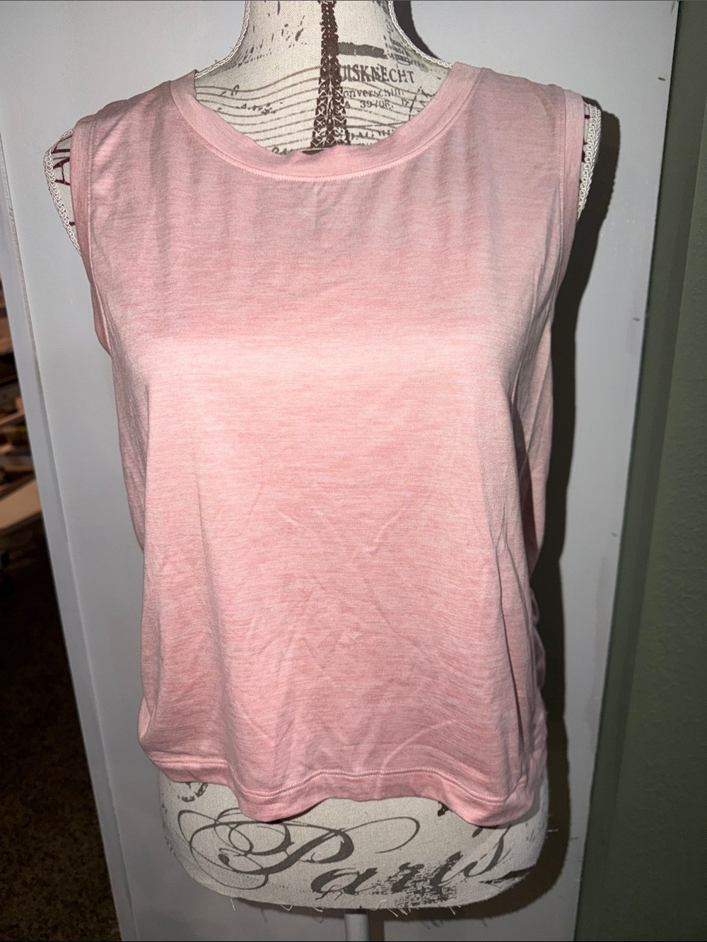 Yogalicious Pale Pink Scoop Neck Tank Top